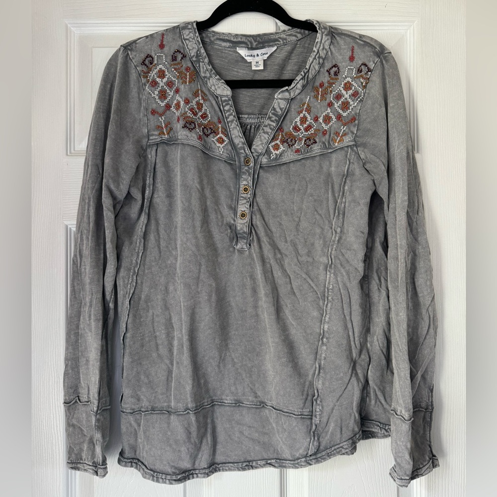 Women’s Medium Grey Beaded Long Sleeve